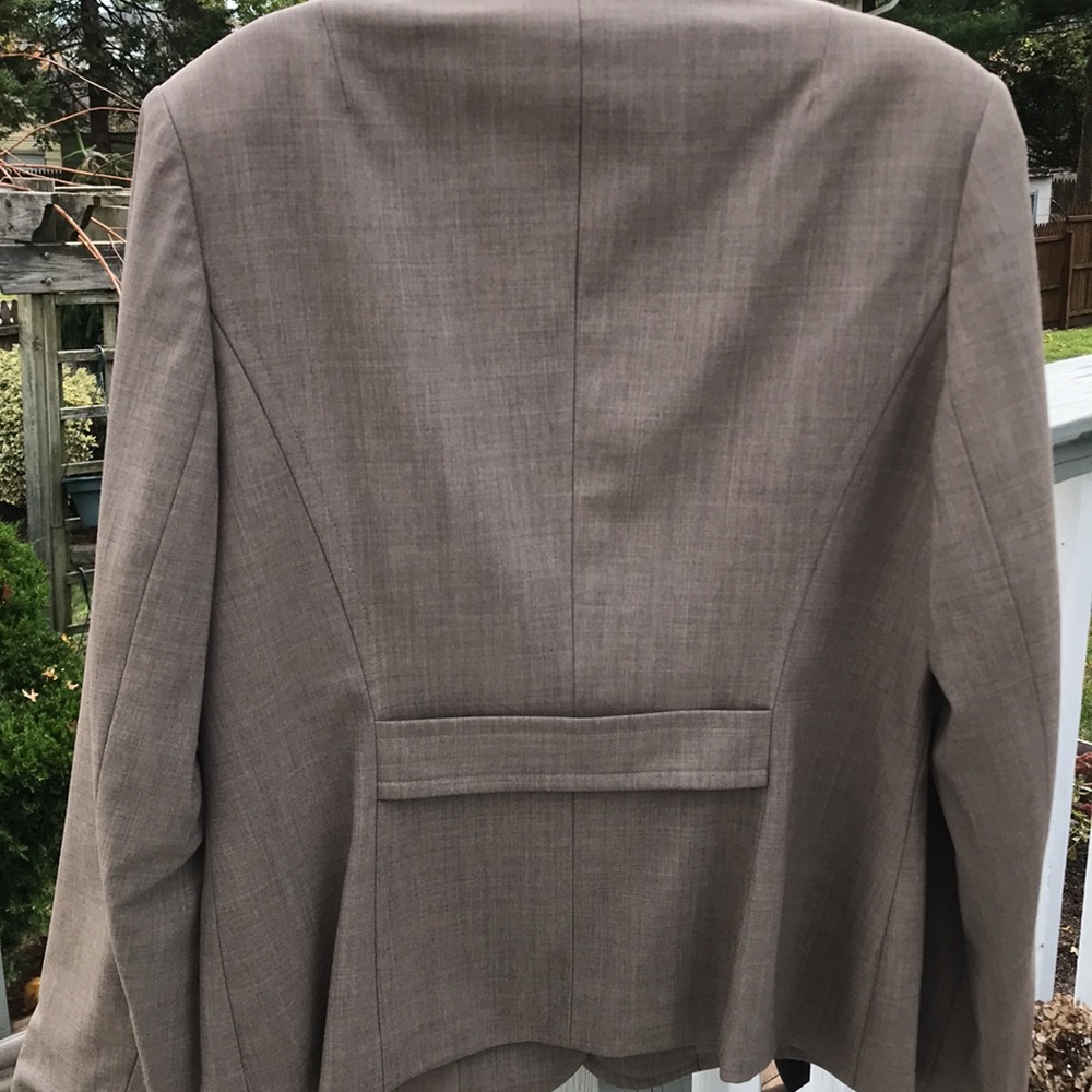 Talbots Lightweight Wool Tan Blazerjacket Size 10 - image 3